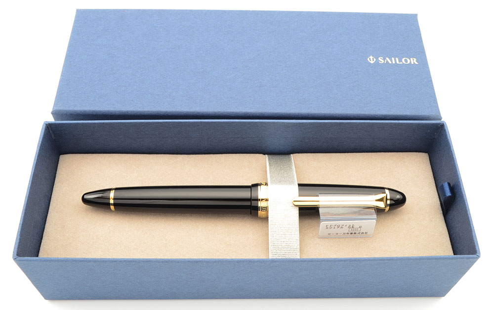 Sailor 1911 Profit Casual Fountain Pen Standard Size, Black with Gold